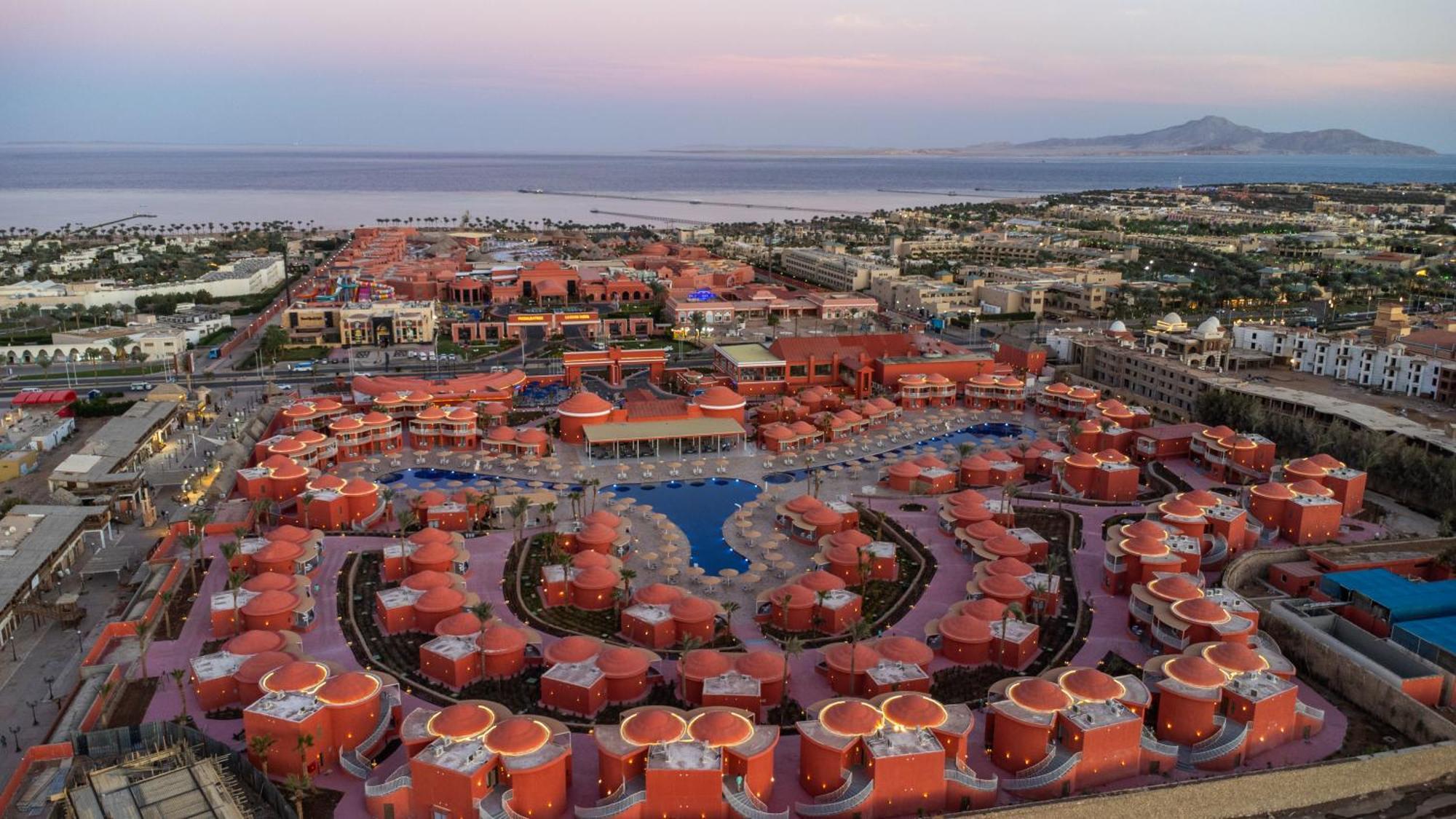 Pickalbatros Laguna Club Resort Sharm El Sheikh Dış mekan fotoğraf Aerial view of the resort