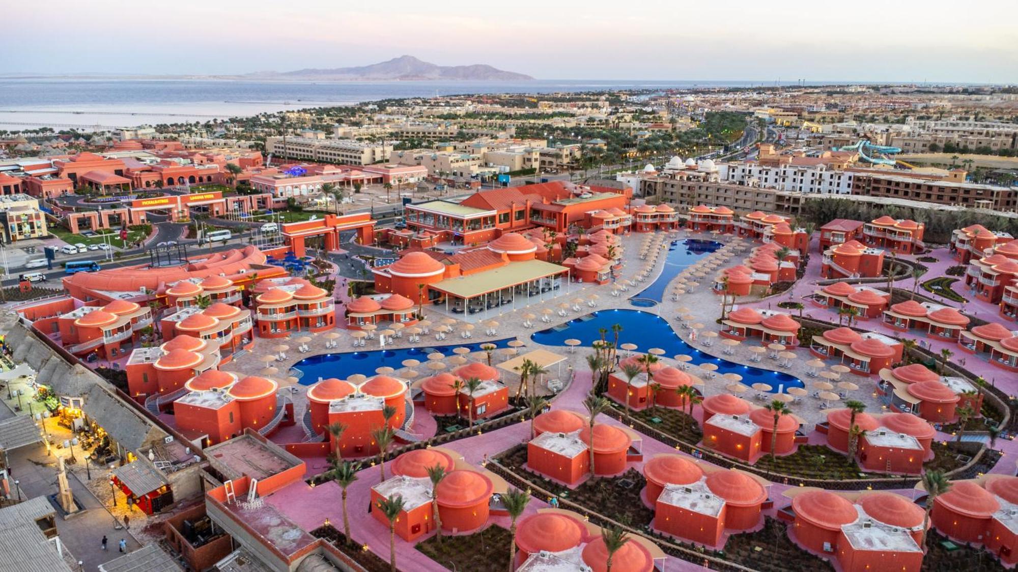 Pickalbatros Laguna Club Resort Sharm El Sheikh Dış mekan fotoğraf Aerial view of the resort