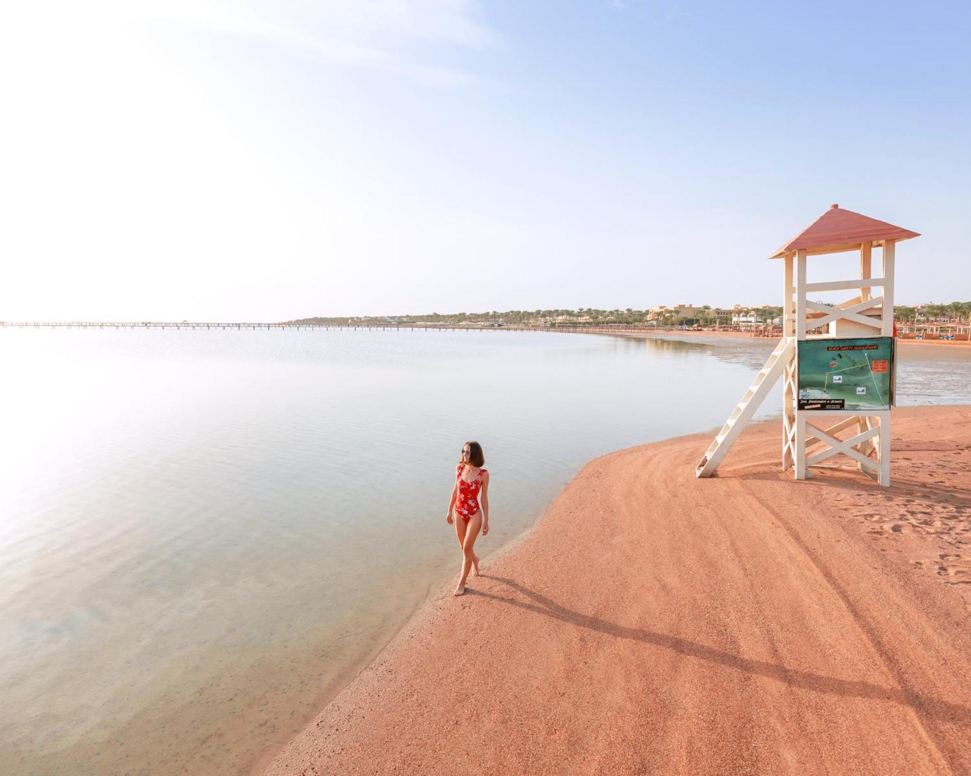 Pickalbatros Laguna Club Resort Sharm El Sheikh Dış mekan fotoğraf The beach at the dam